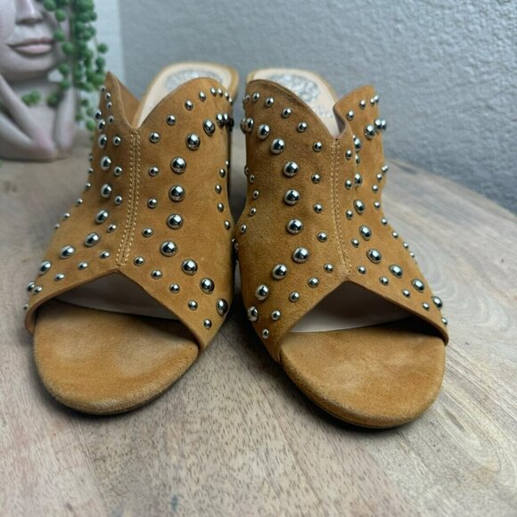 Vince Camuto Jorlyn Studded Leather Block‎ Heel Sandals Size 7M Tan Women Mules - Picture 8 of 11